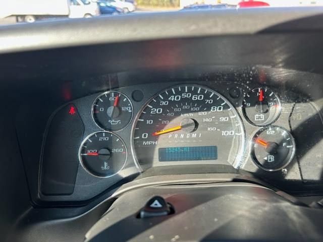 Used 2022 Chevrolet Express 2500 w/ Driver Convenience Package RWD image 8