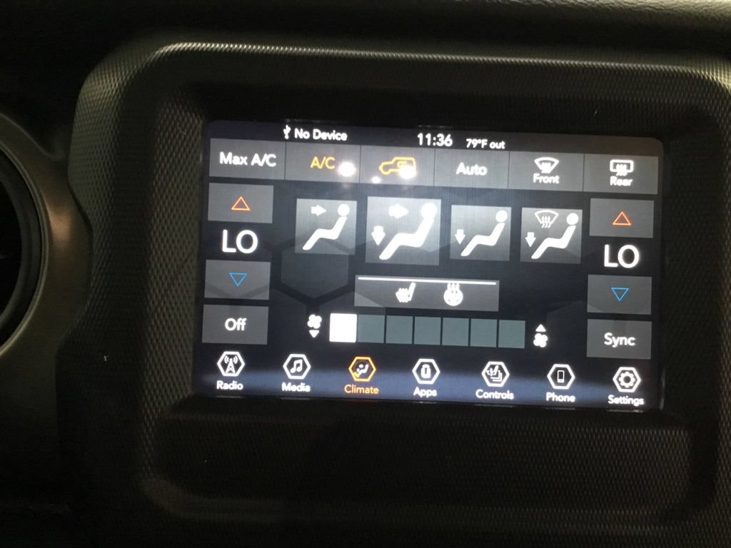 Used 2022 Jeep Wrangler Unlimited Sport AWD/4WD image 32
