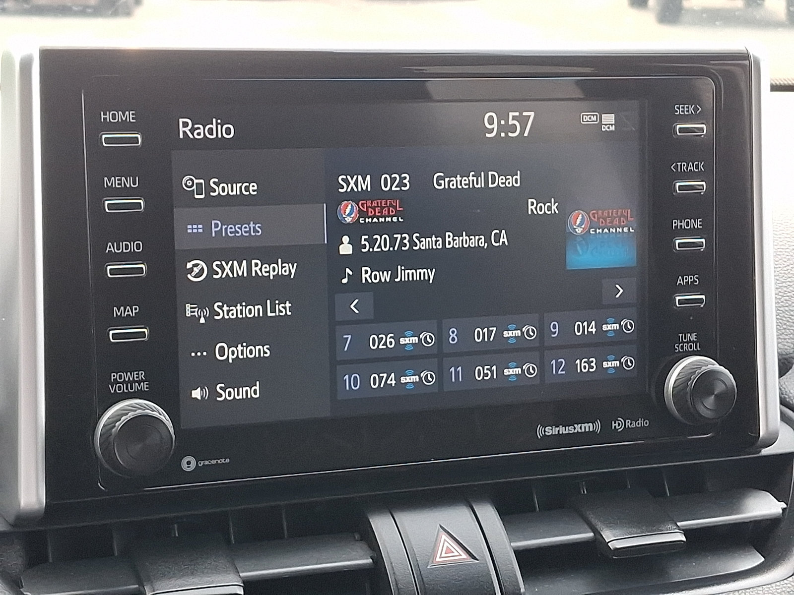 Used 2020 Toyota RAV4 XLE w/ Convenience Package AWD/4WD image 18