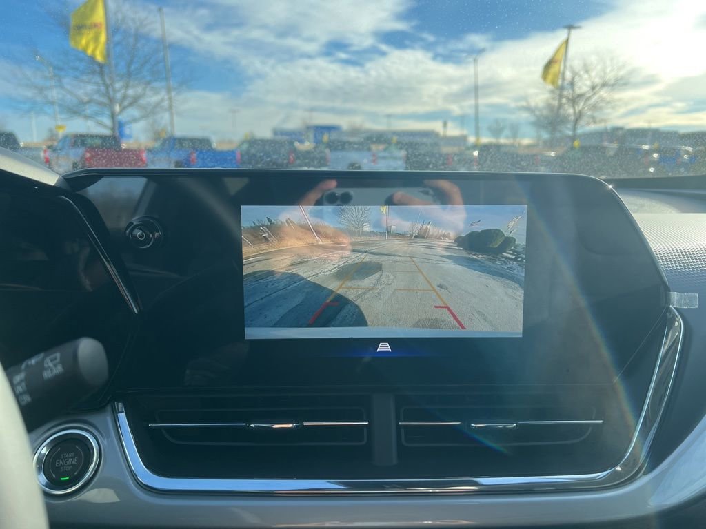 New 2026 Chevrolet Trax LT w/ Sunroof Package image 19