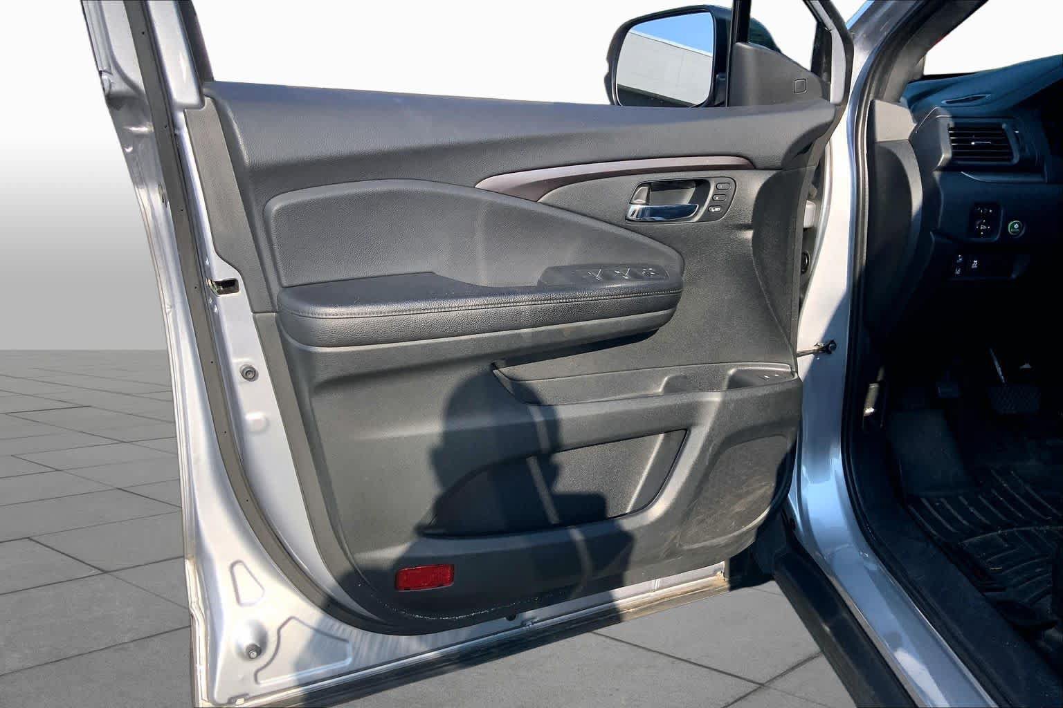 Used 2019 Honda Passport EX-L image 22