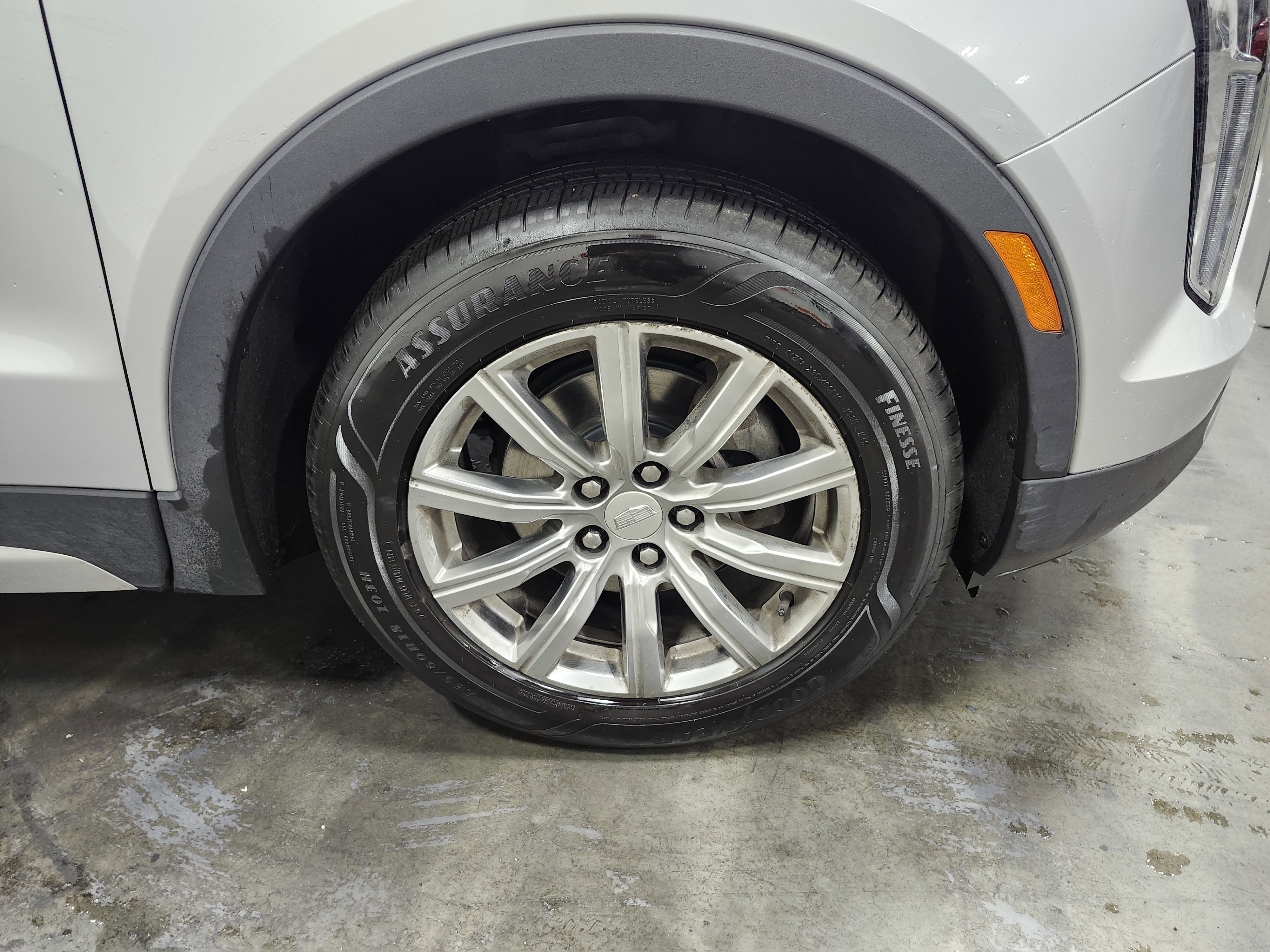 Used 2019 Cadillac XT4 Premium Luxury AWD/4WD image 14
