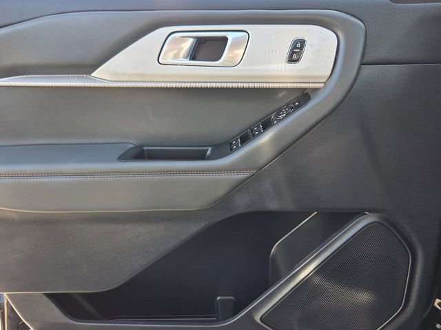 Certified 2025 Ford Explorer Active image 22