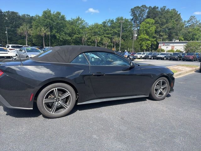 Used 2024 Ford Mustang Premium RWD image 4