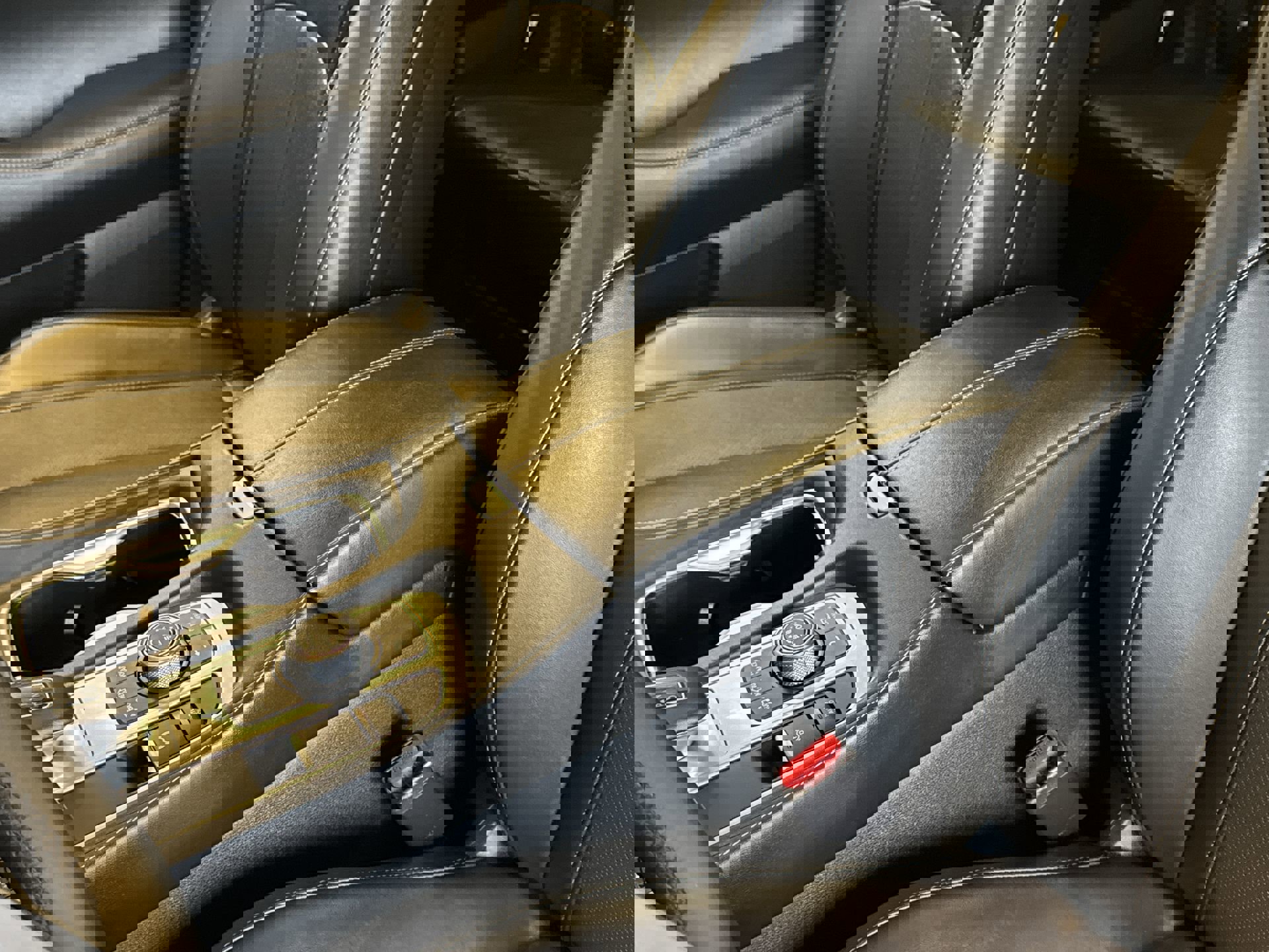 Certified 2025 INFINITI QX60 Luxe image 21