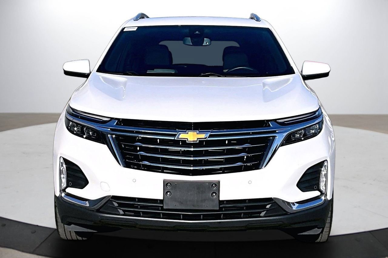 Used 2023 Chevrolet Equinox Premier image 3