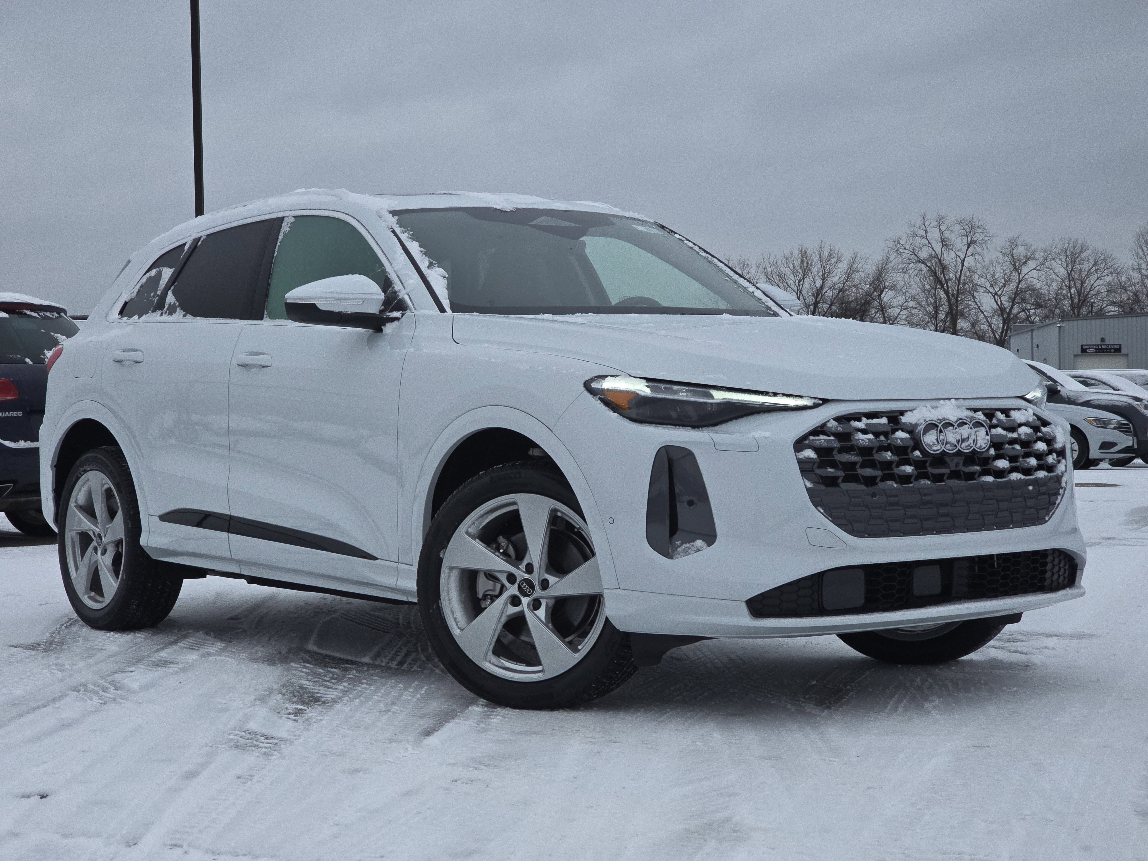 New 2025 Audi Q5 Premium Plus image 29