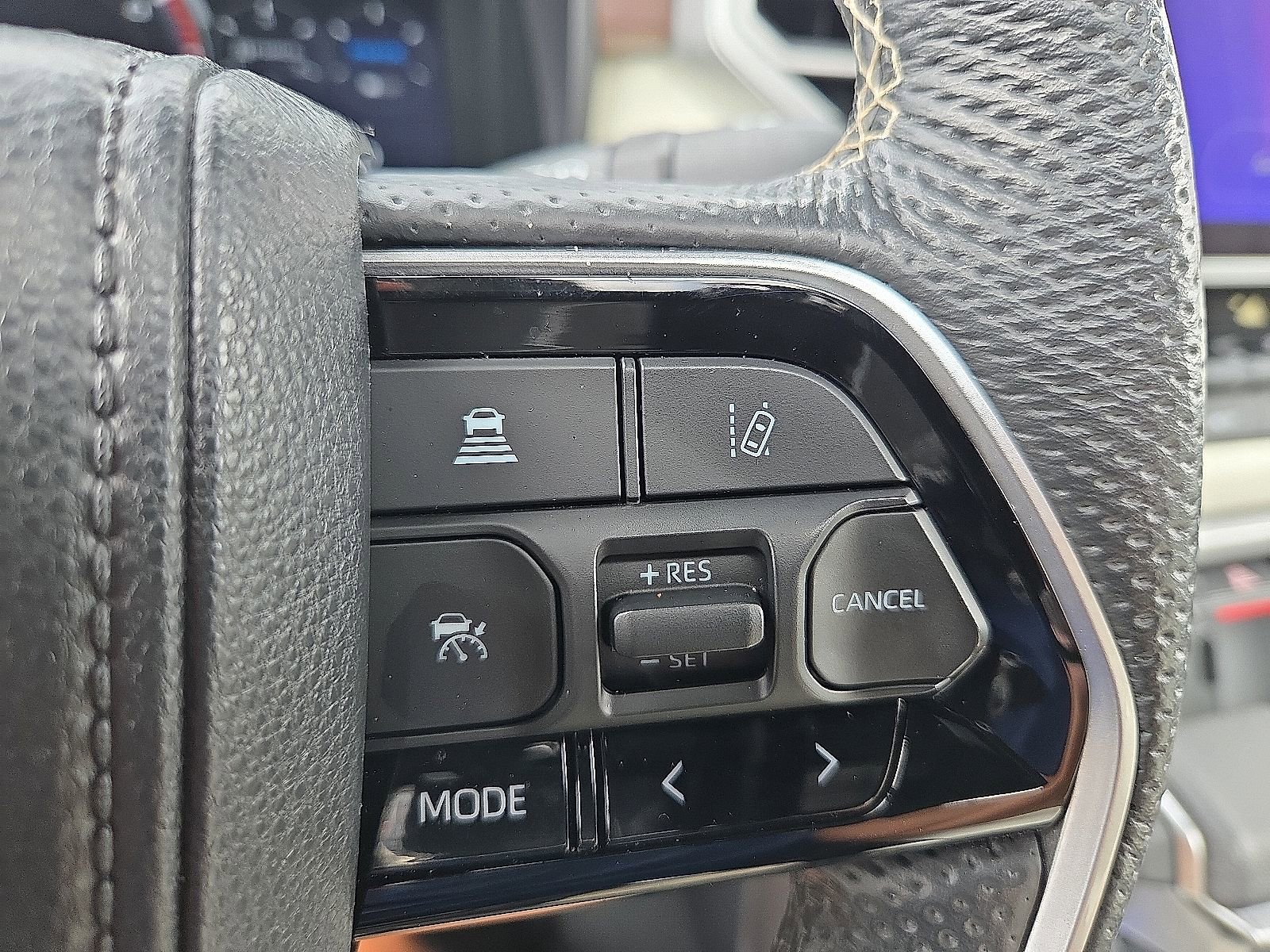 Used 2024 Toyota Tundra Capstone AWD/4WD image 18