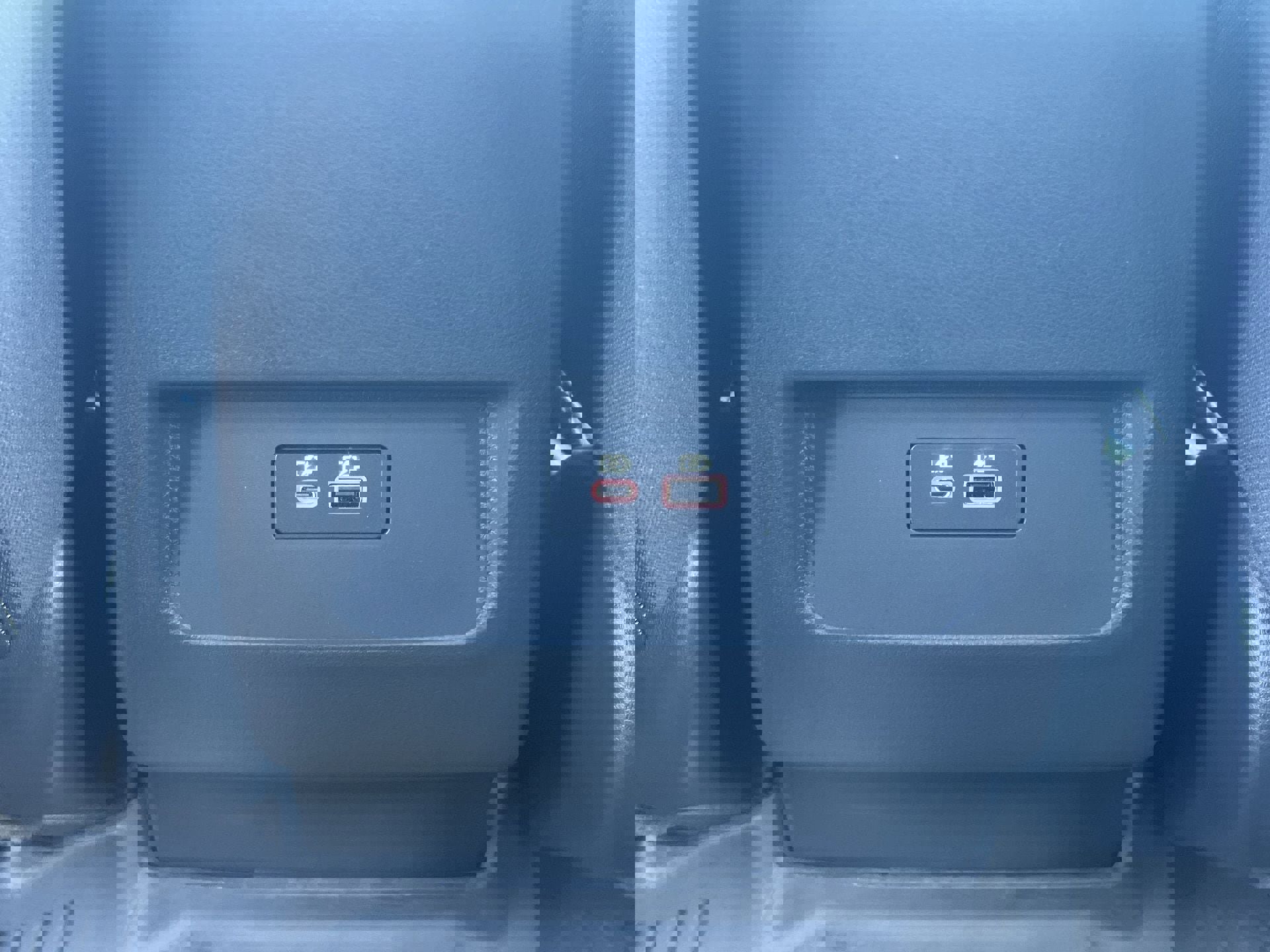 New 2026 Nissan Frontier SV image 18