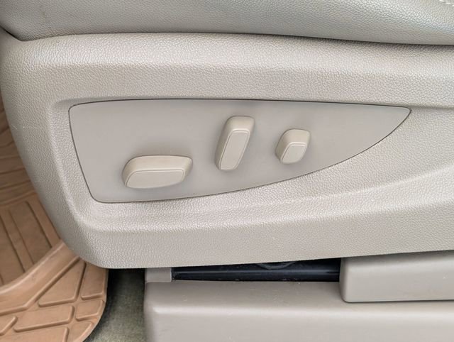 Used 2017 Chevrolet Tahoe LT image 15