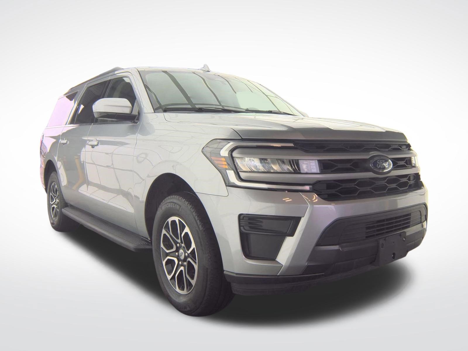 Used 2024 Ford Expedition Max XLT image 4