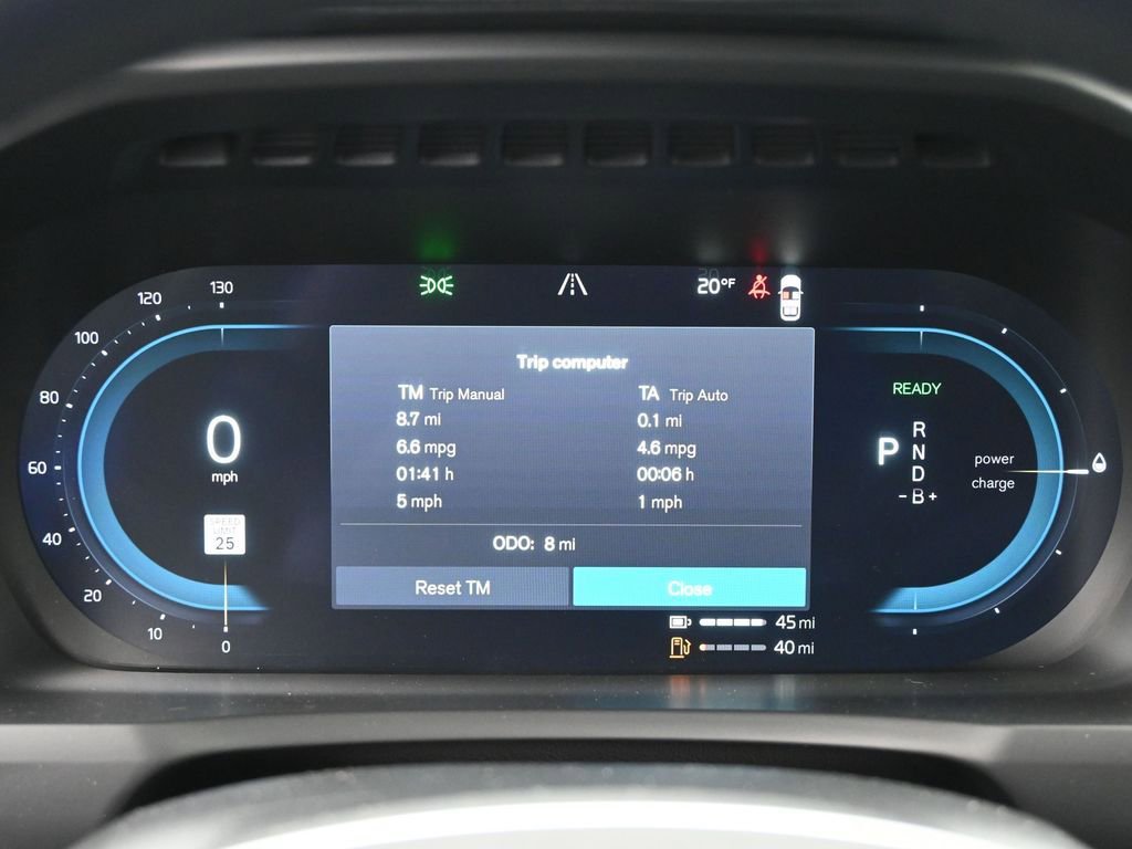 New 2025 Volvo XC90 T8 Ultra w/ Protection Package Premier image 9