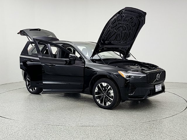 New 2026 Volvo XC60 T8 Plus w/ Climate Package AWD/4WD image 10