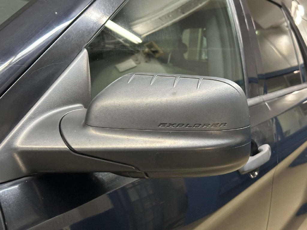 Used 2013 Ford Explorer 4WD image 30