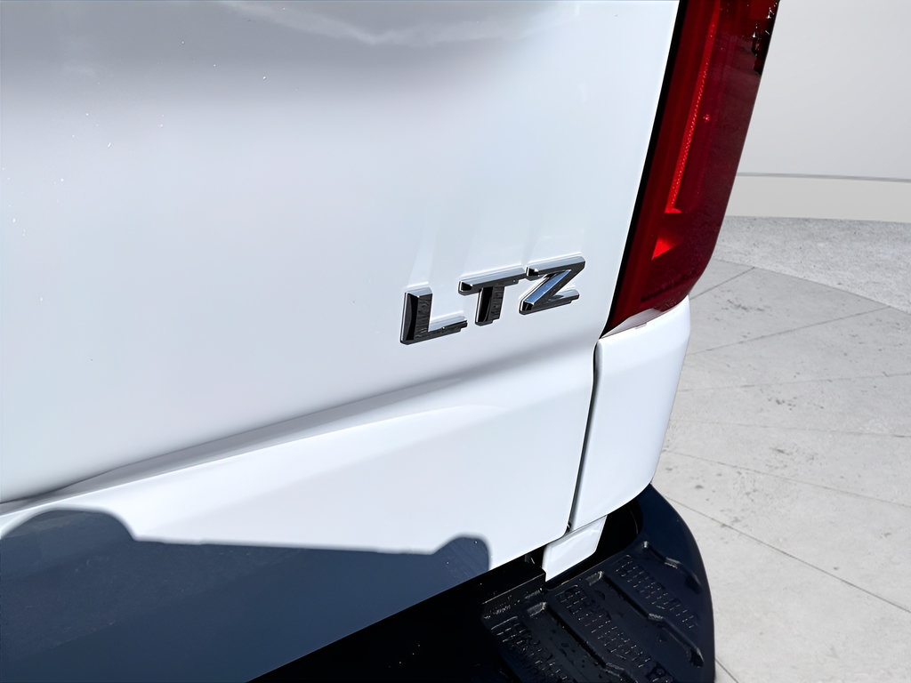 New 2026 Chevrolet Silverado 1500 LTZ AWD/4WD image 10
