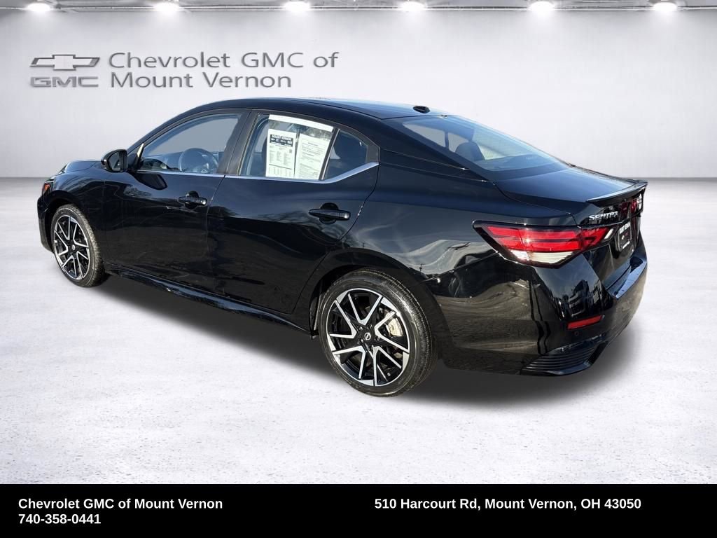 Used 2025 Nissan Sentra SR image 3