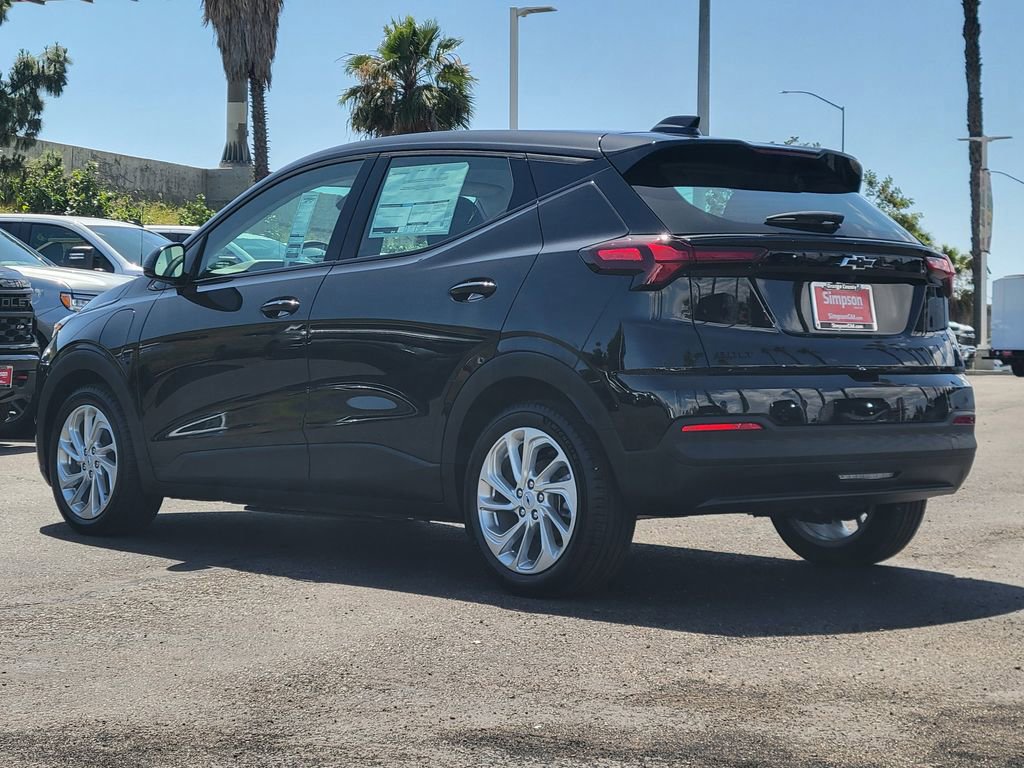 New 2027 Chevrolet Bolt LT w/ Comfort Package FWD image 2