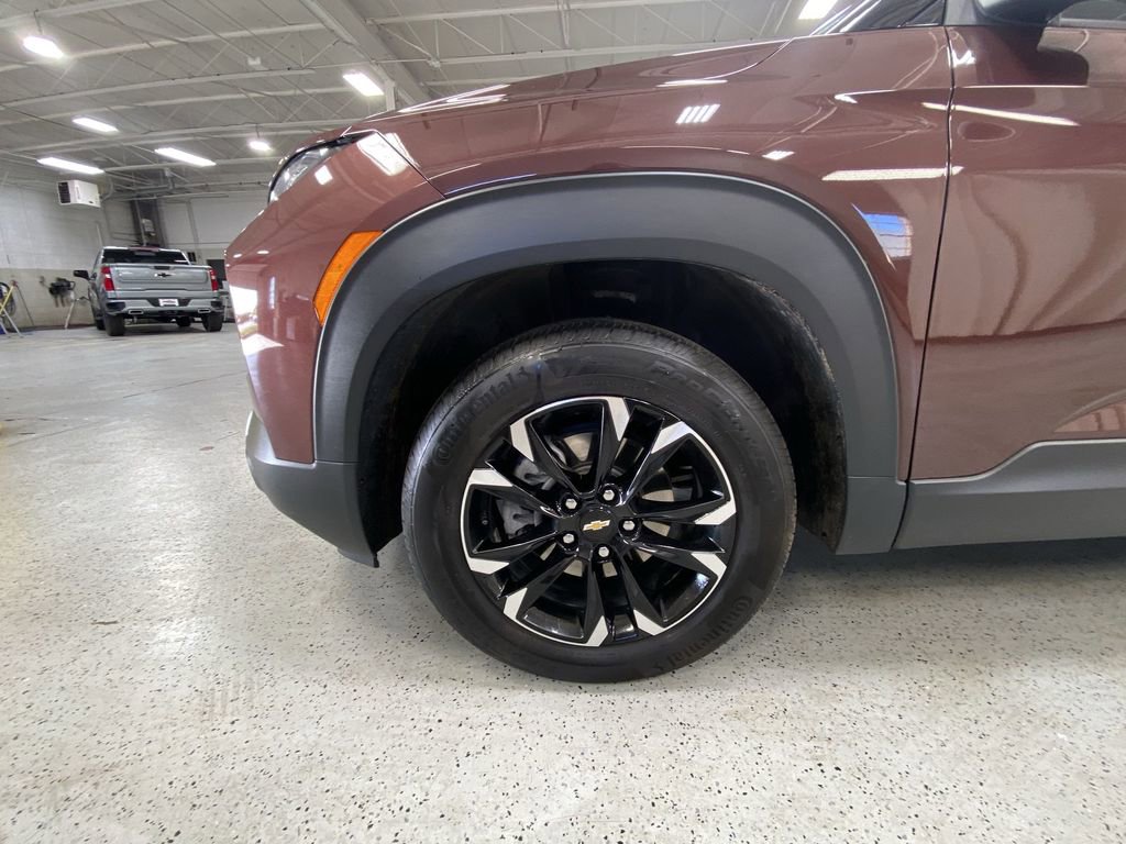 Certified 2023 Chevrolet TrailBlazer LT w/ Convenience Package AWD/4WD image 34