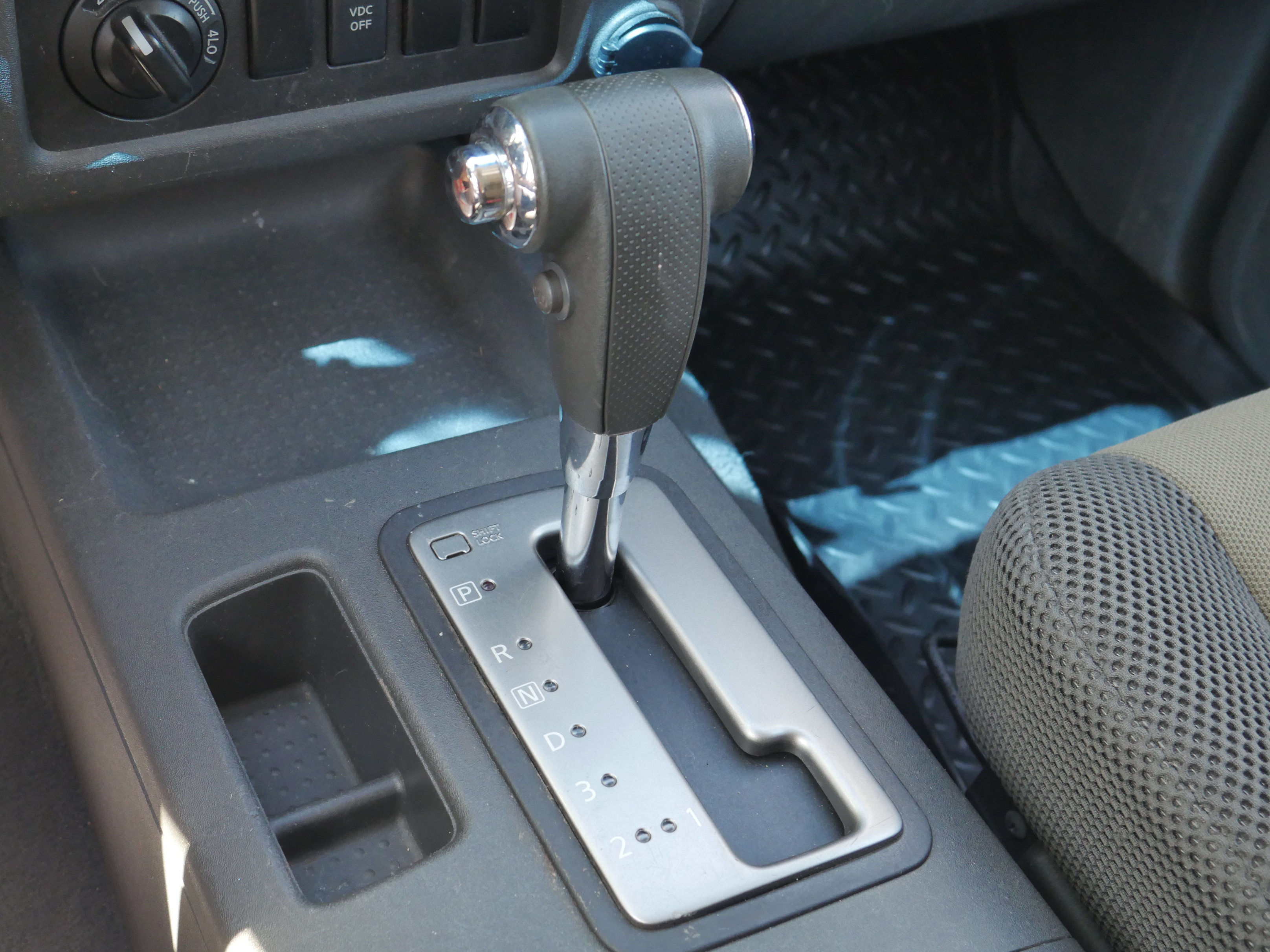 Used 2008 Nissan Xterra SE AWD/4WD image 12