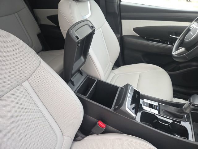Used 2025 Hyundai Santa Cruz Limited image 34