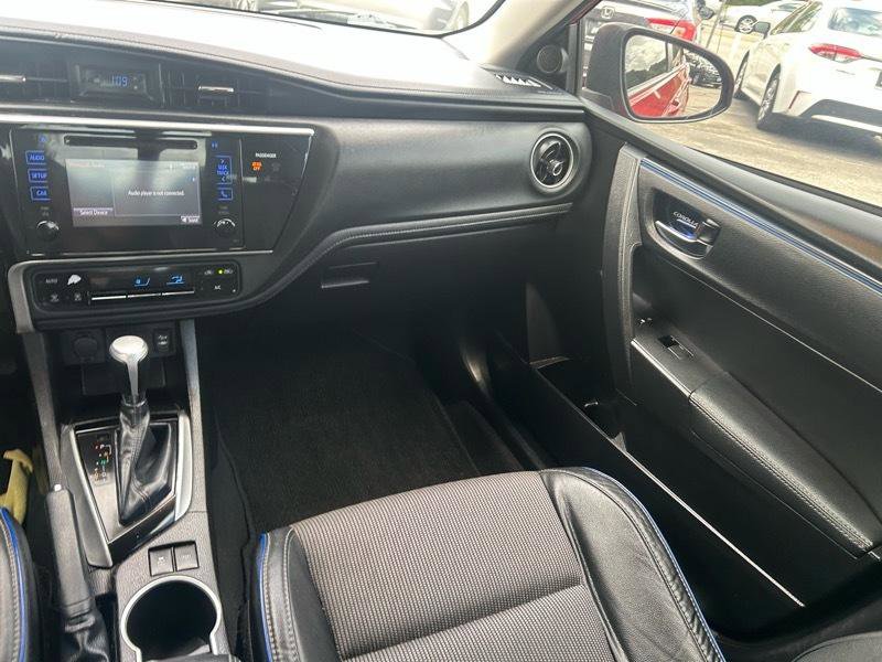 Used 2017 Toyota Corolla SE w/ Carpet Mat Package (TMS) FWD image 15