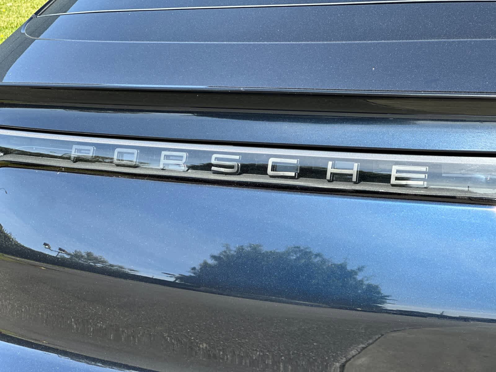 Certified 2023 Porsche Cayenne GTS AWD/4WD image 32