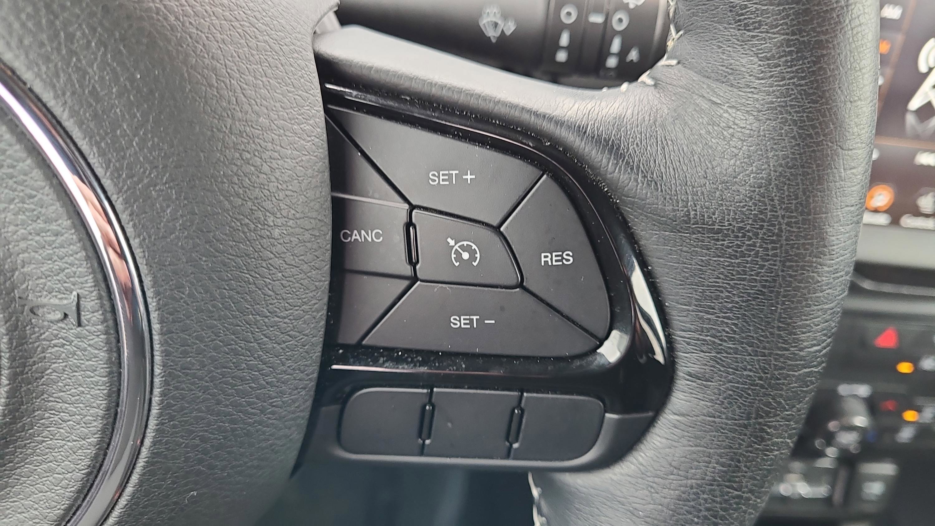 Used 2021 Jeep Renegade Latitude image 13