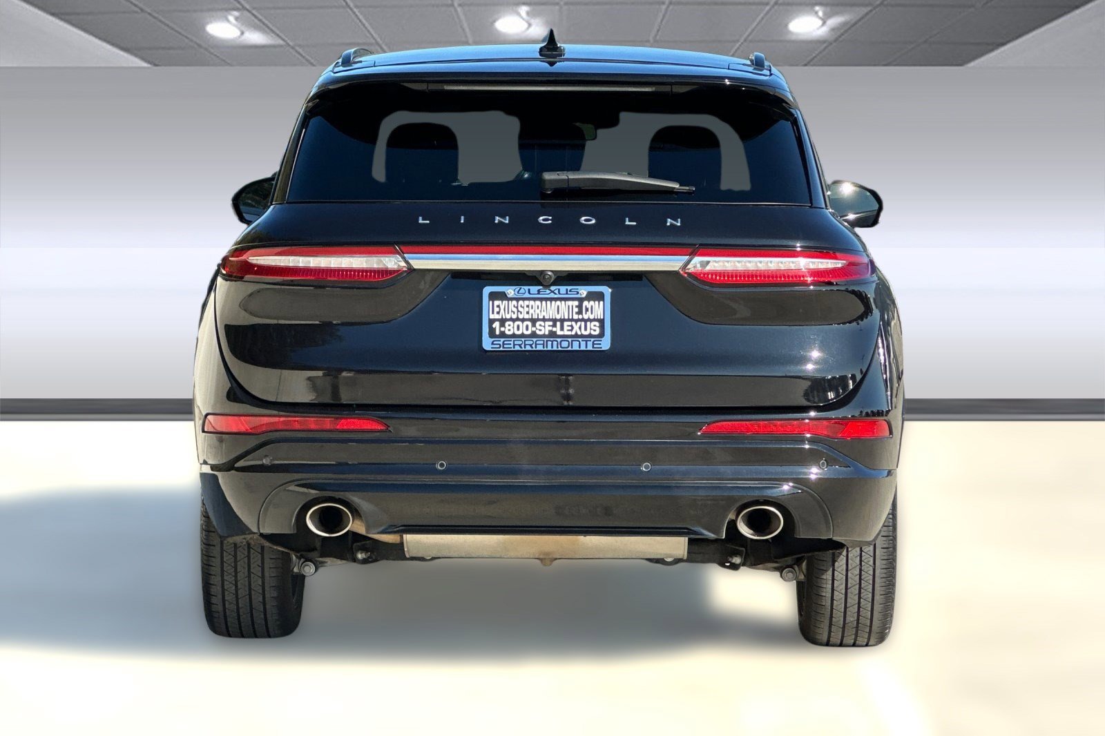 Used 2023 Lincoln Corsair Reserve w/ Jet Appearance Package image 9