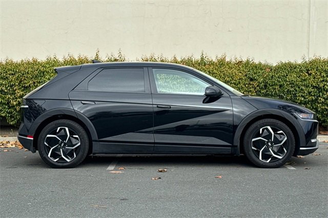 Used 2024 Hyundai Ioniq 5 SEL image 3