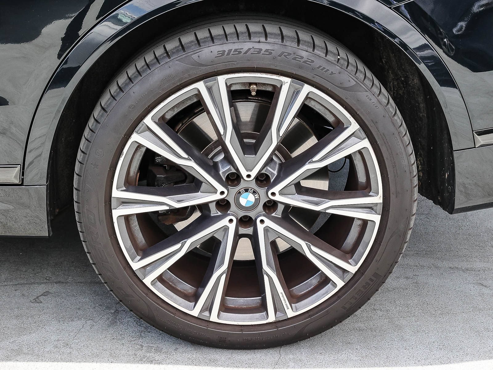 Used 2021 BMW X7 M50i AWD/4WD image 8