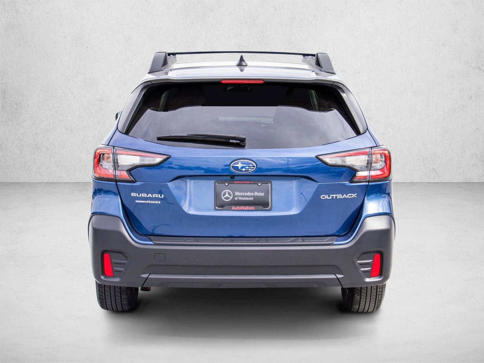 Used 2022 Subaru Outback Premium AWD/4WD image 6