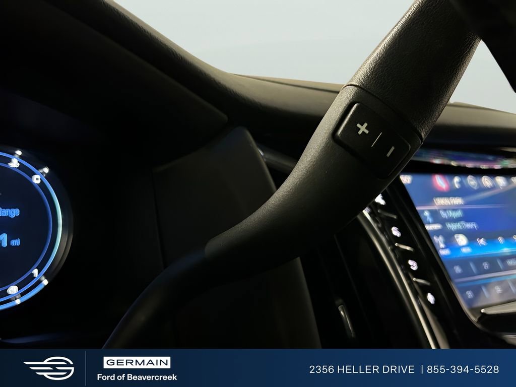 Used 2016 Cadillac Escalade Premium RWD image 18