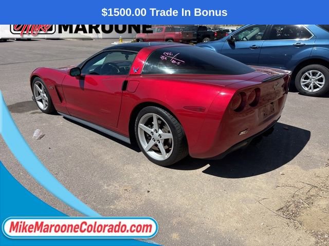 Used 2005 Chevrolet Corvette Coupe w/ Preferred Equipment Group RWD image 3