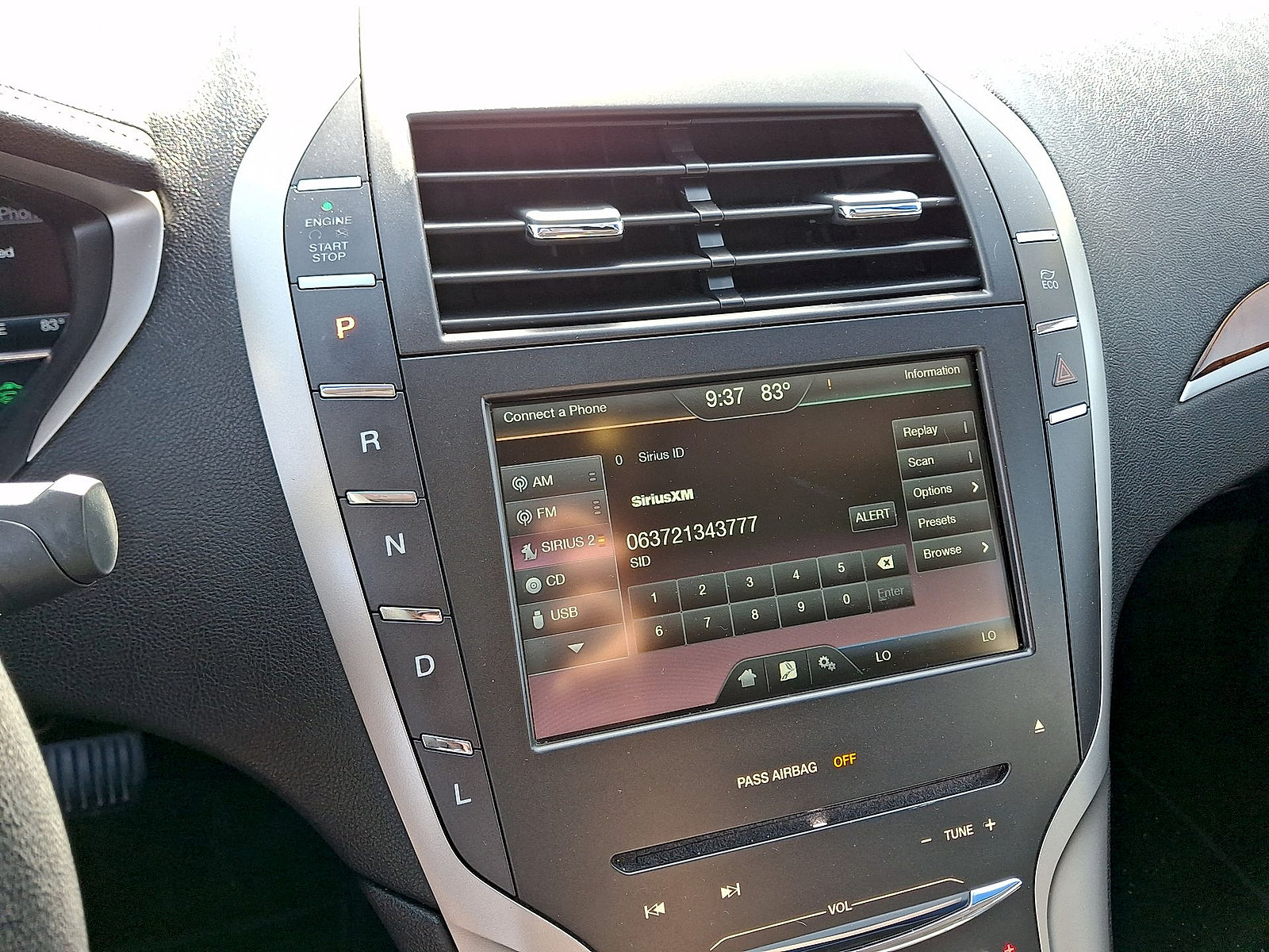 Used 2016 Lincoln MKZ Hybrid FWD image 12
