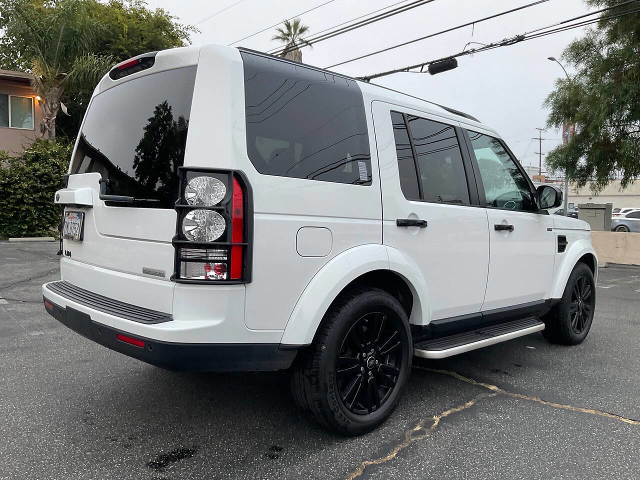 Used 2015 Land Rover LR4 HSE LUX image 4