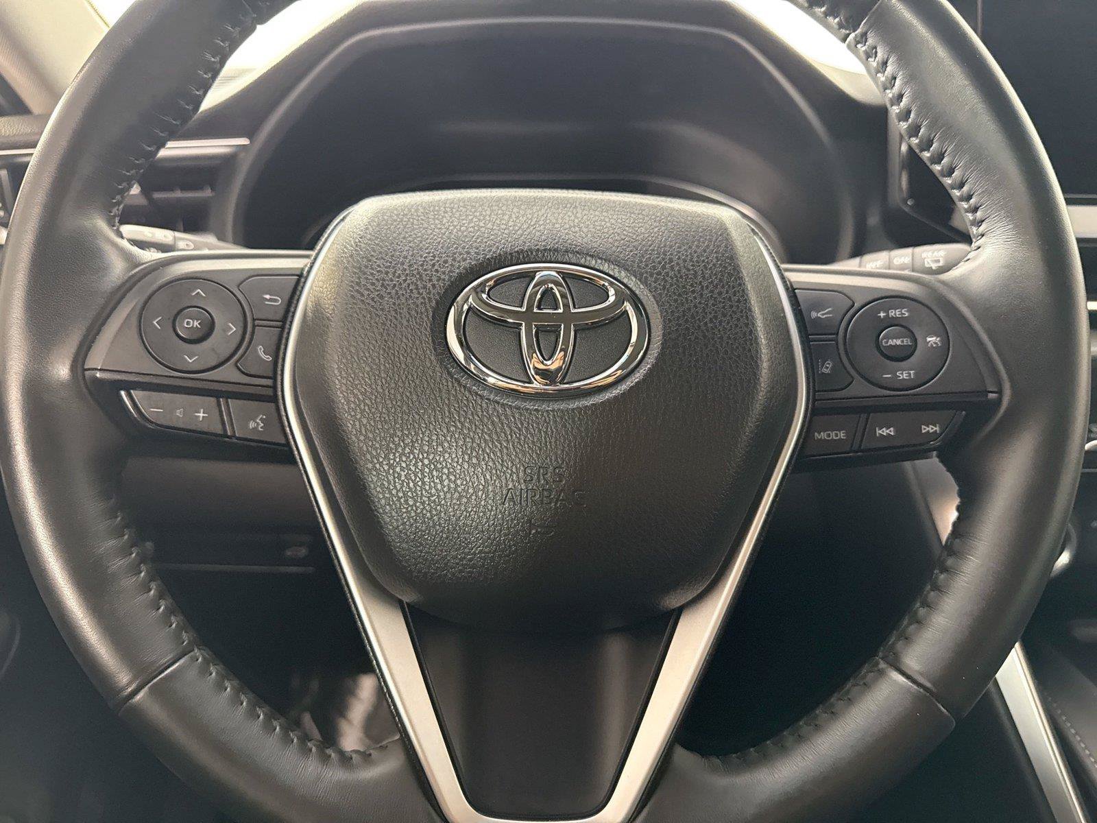 Certified 2023 Toyota Venza LE AWD/4WD image 16