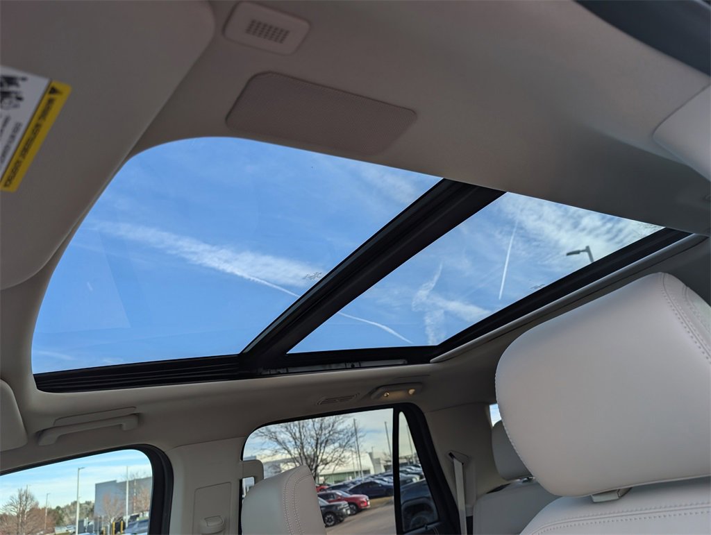 Used 2024 Ford Expedition Platinum image 14