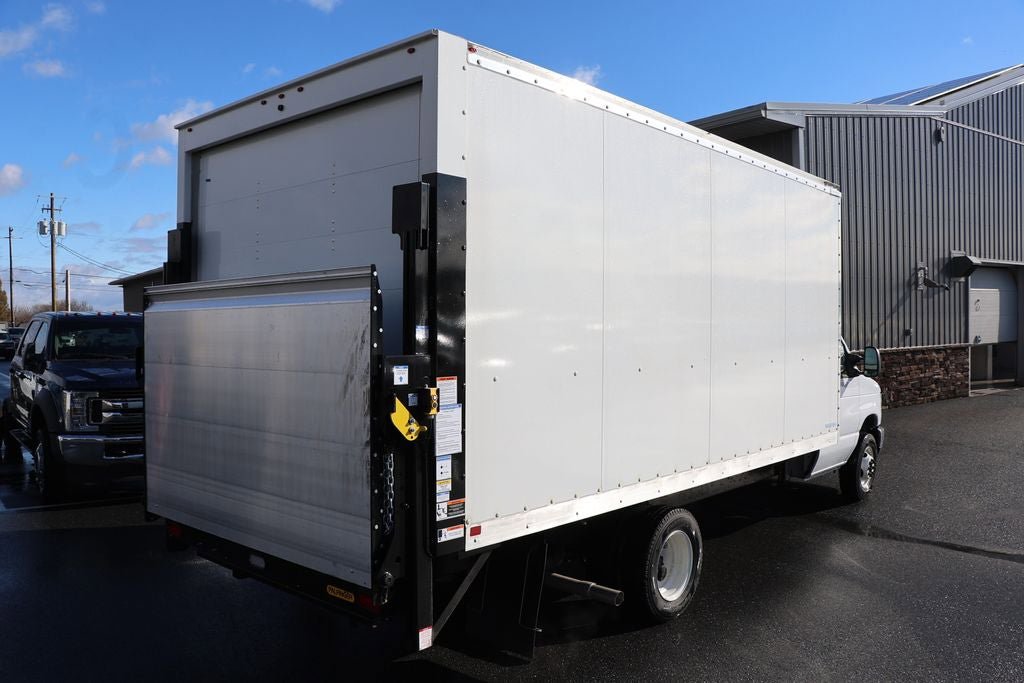 New 2025 Ford E-450 and Econoline 450 Super Duty w/ Power Equipment Group RWD image 8