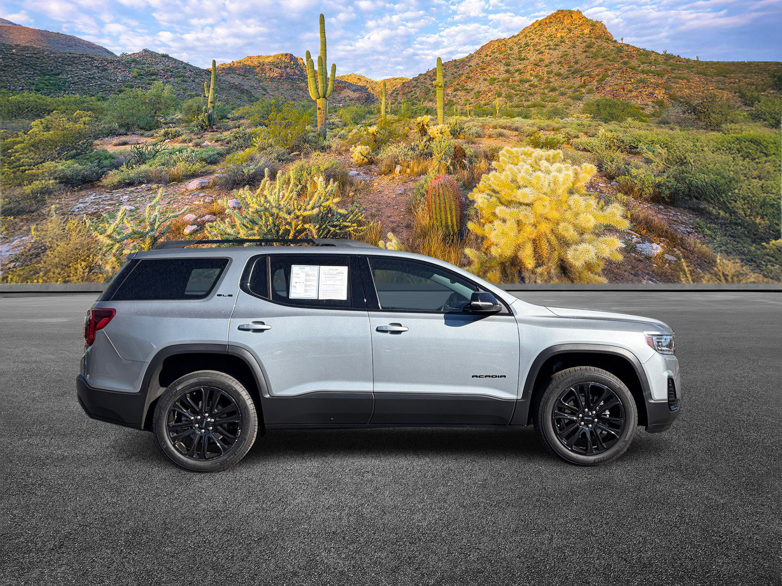 Used 2023 GMC Acadia SLE w/ Driver Convenience Package FWD image 3