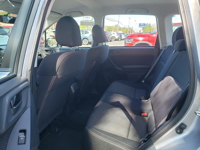 Used 2018 Subaru Forester 2.5i w/ Alloy Wheel Package AWD/4WD image 12