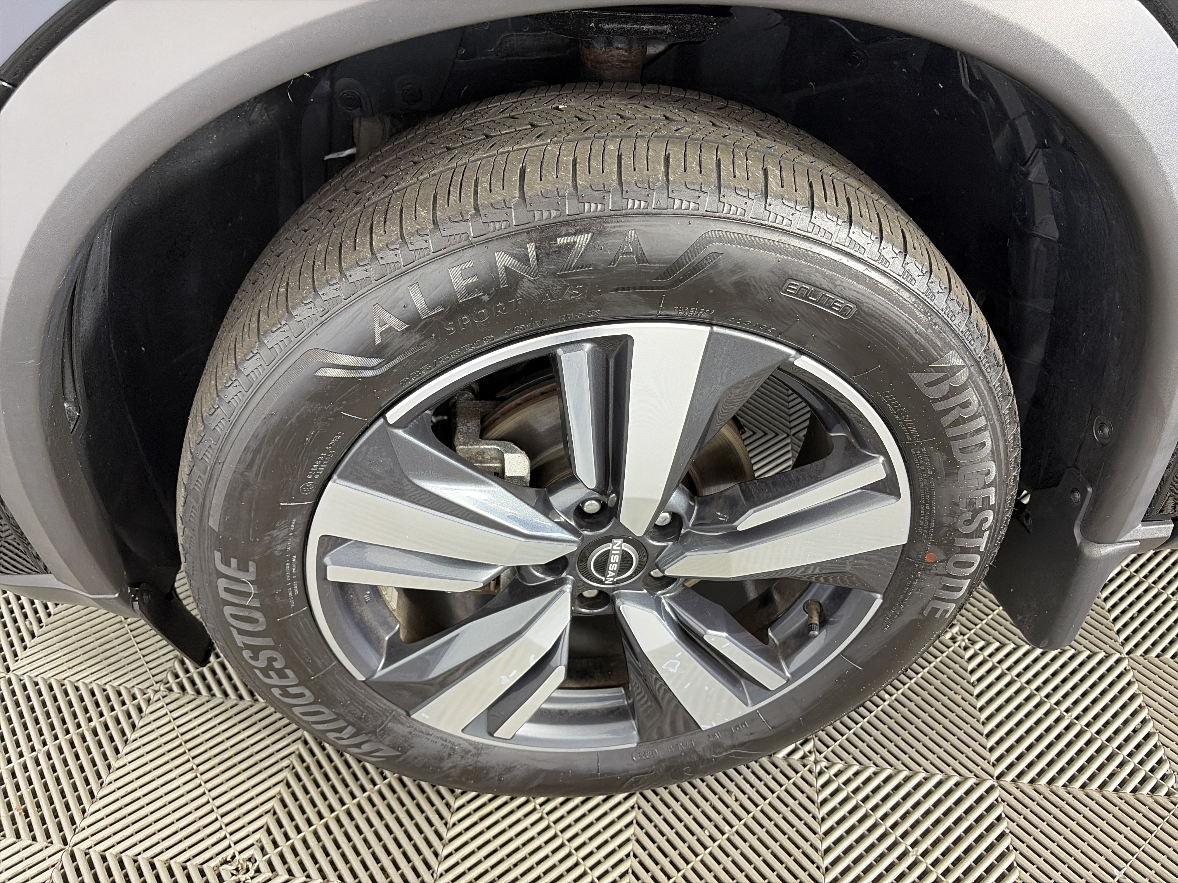 Certified 2023 Nissan Rogue SL AWD/4WD image 13