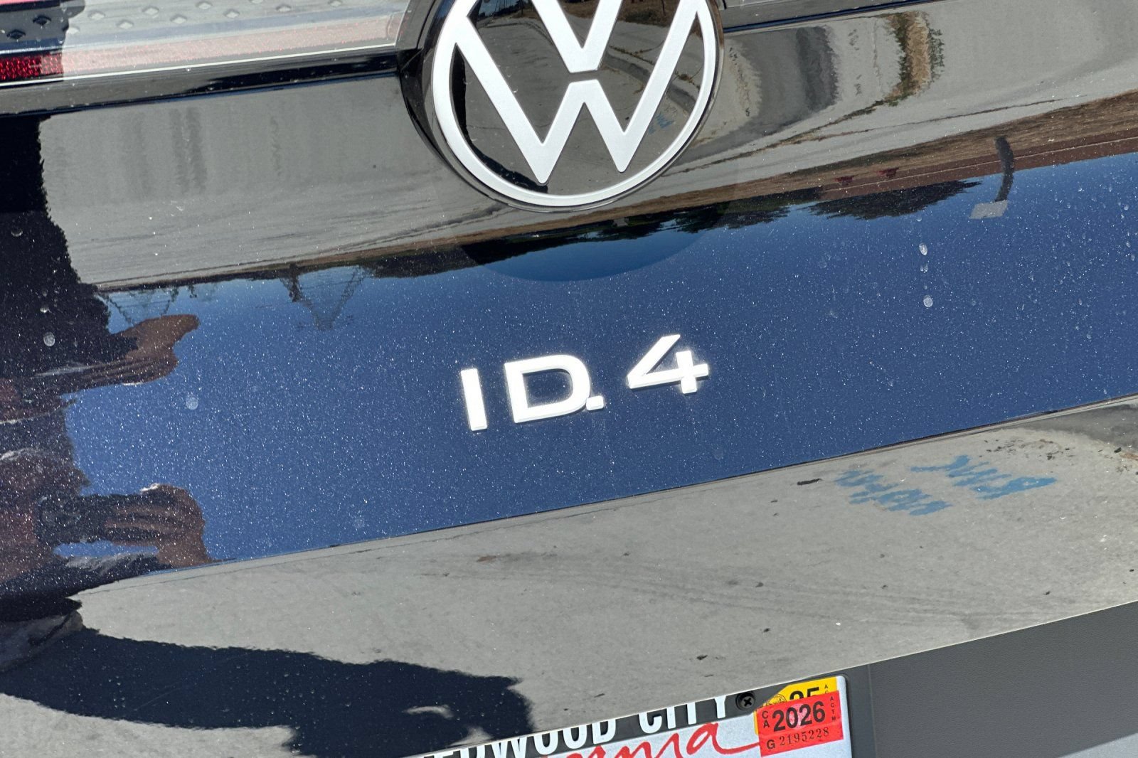 Used 2024 Volkswagen ID.4 2WD image 28