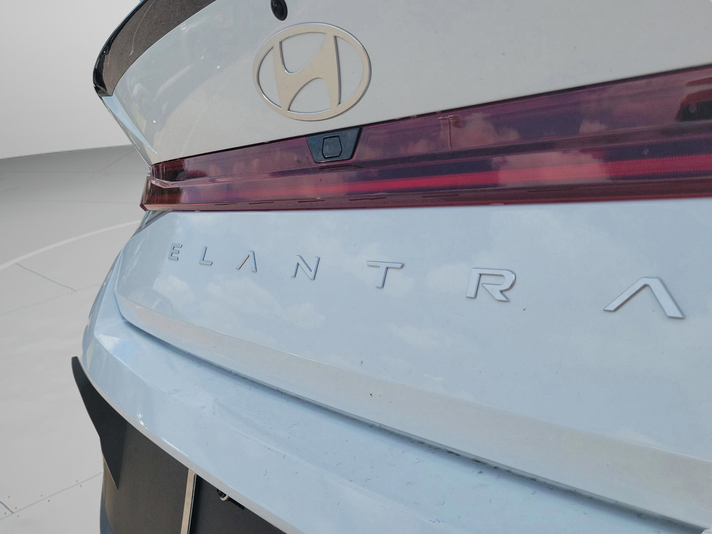 New 2026 Hyundai Elantra Sport image 17