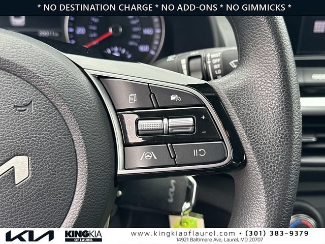 Used 2024 Kia Forte LXS w/ LXS Technology Package FWD image 8