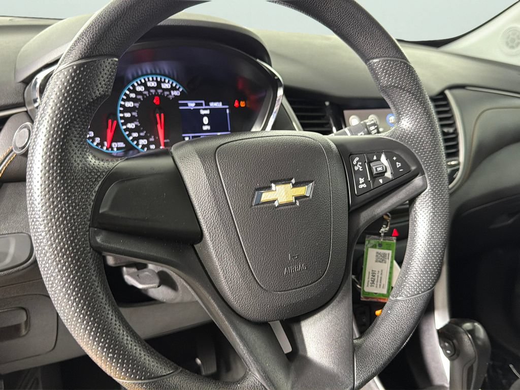 Used 2019 Chevrolet Trax LS FWD image 21