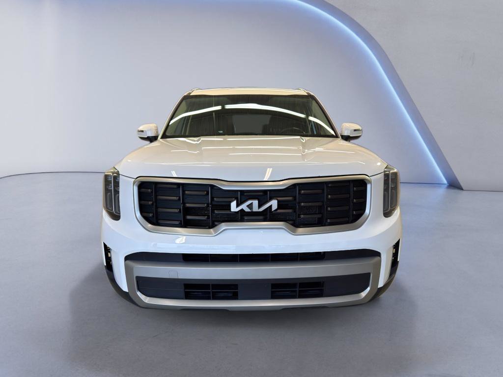 Used 2023 Kia Telluride S AWD/4WD image 2