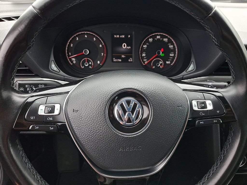 Used 2020 Volkswagen Passat 2.0T R-Line FWD image 22