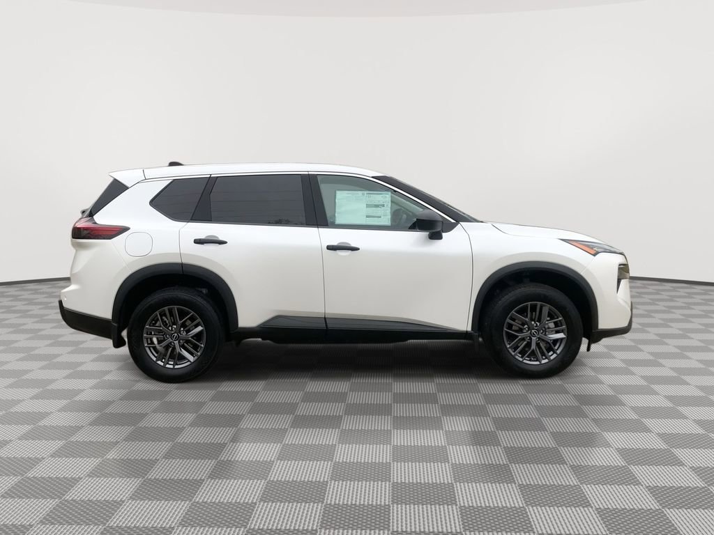 Certified 2025 Nissan Rogue S image 12