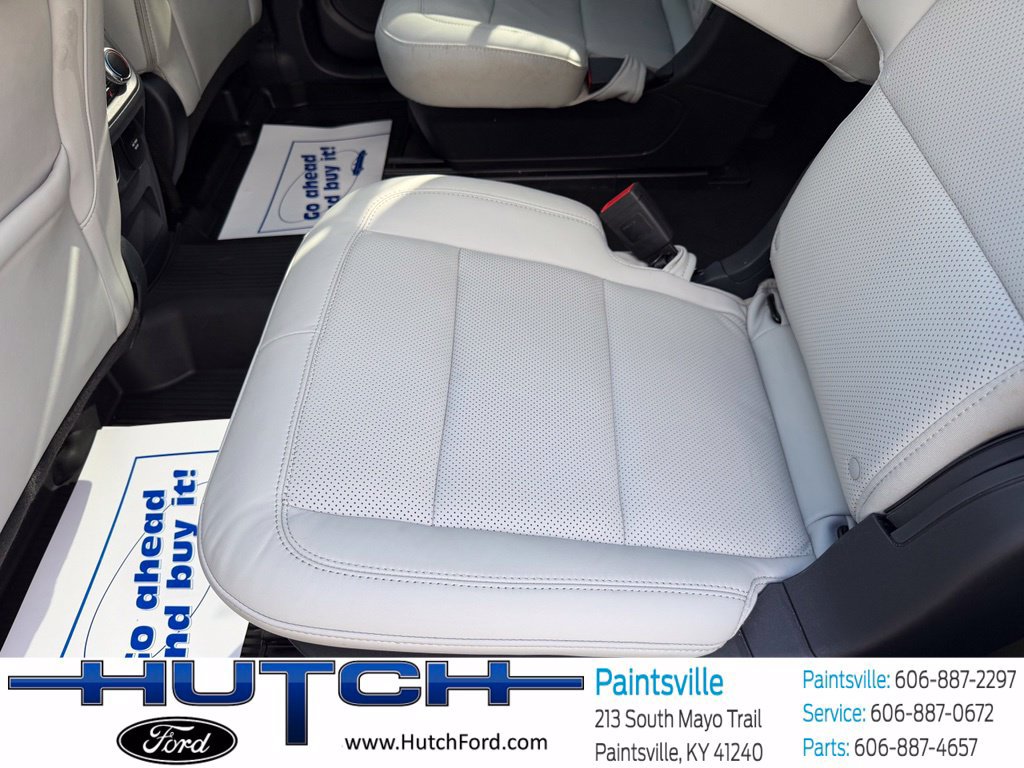 Used 2025 Ford Explorer Platinum w/ Ultimate Package AWD/4WD image 17