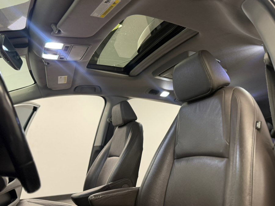 Used 2018 Honda Odyssey Touring image 46